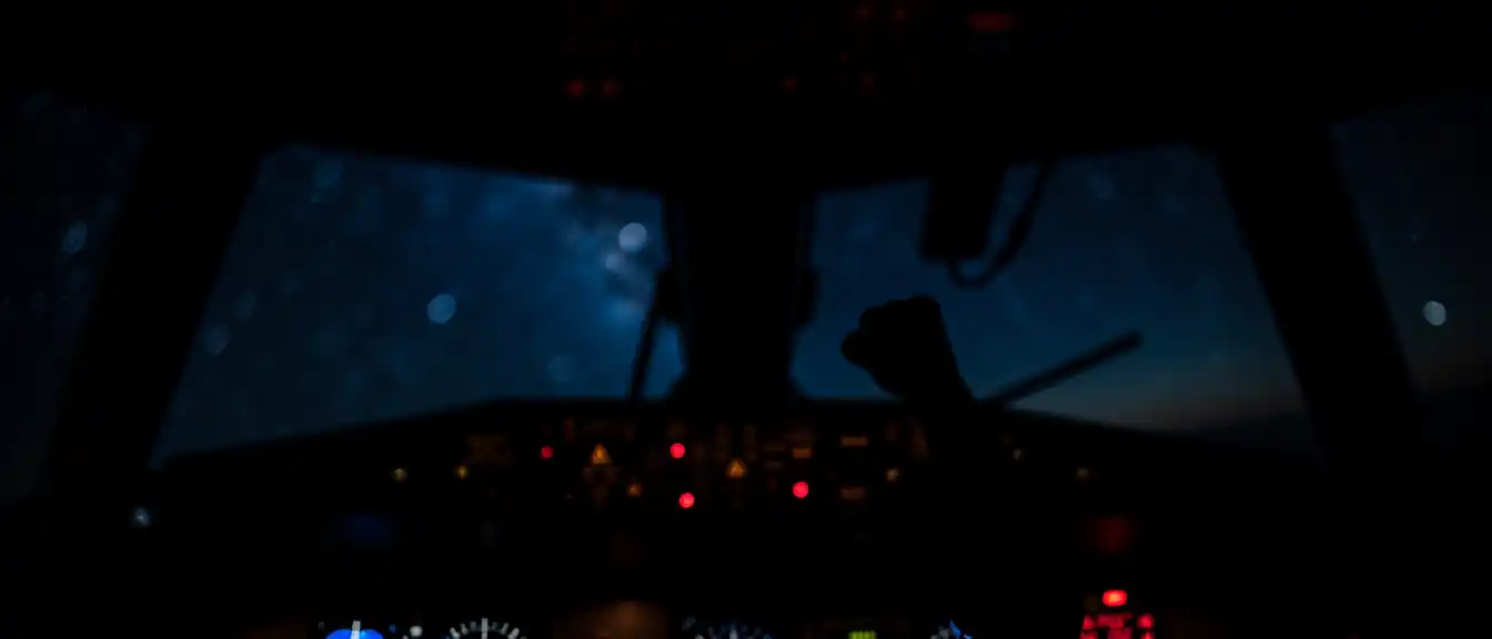 Конфликт в кабине Boeing 737: как драка пилотов авиакомпании Flydubai спровоцировала использование кодов чрезвычайной ситуации и поднятие истребителей
