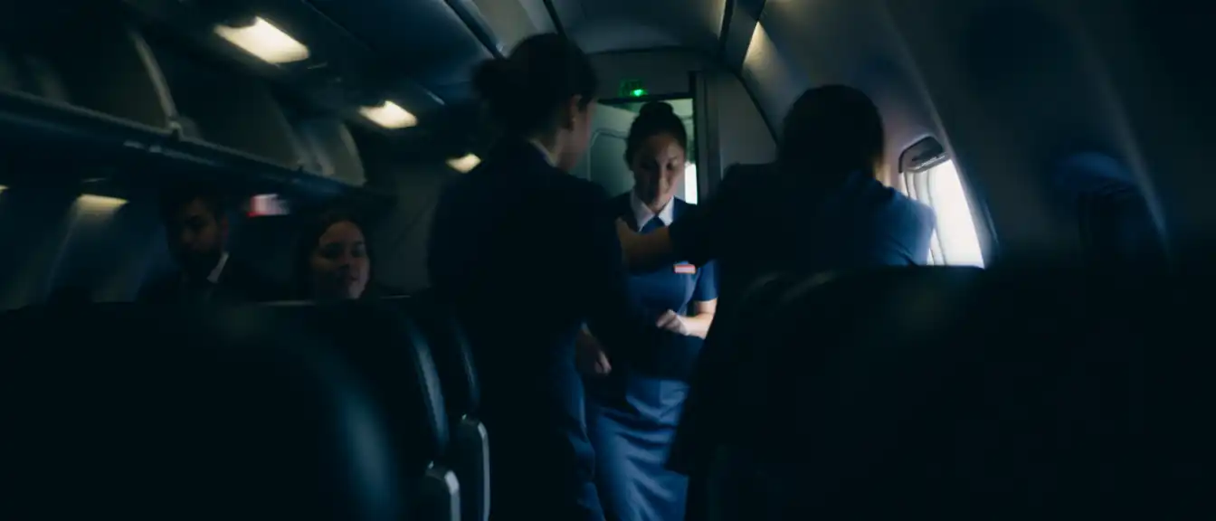 Расследование ФБР начато после нападения Сельмы Блэр на экипаж самолета Delta Air Lines