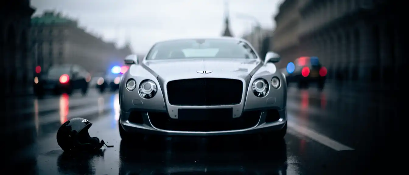 Таганский суд Москвы санкционировал арест владельца автомобиля Bentley после смертельного ДТП с мотоциклистом