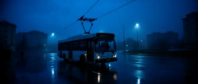 Энергетический удар по Севастополю: движение троллейбусов в городе приостановлено